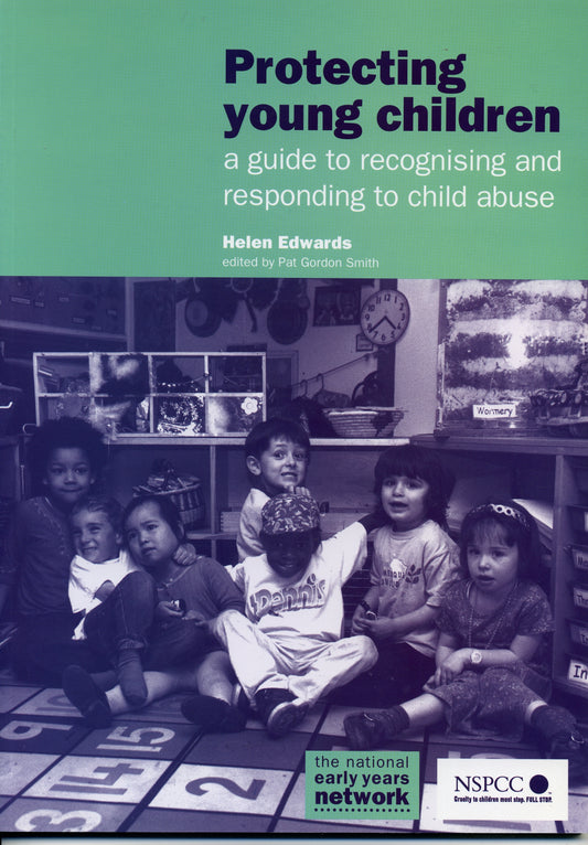Protecting Young Children by Pat Gordon Gordon Smith, Helen Edwards
